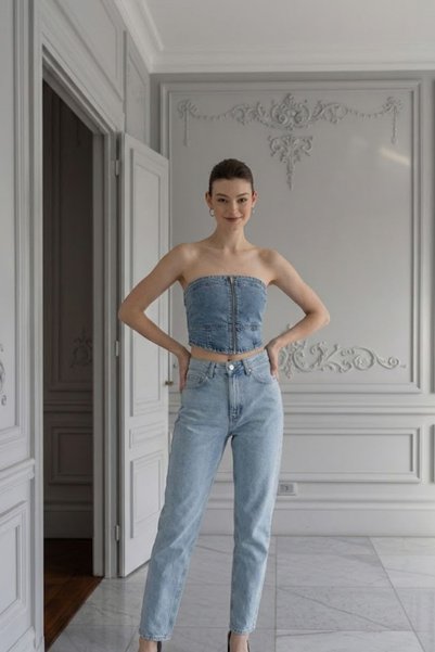 Boyfriend Straight Mom Jean Pants