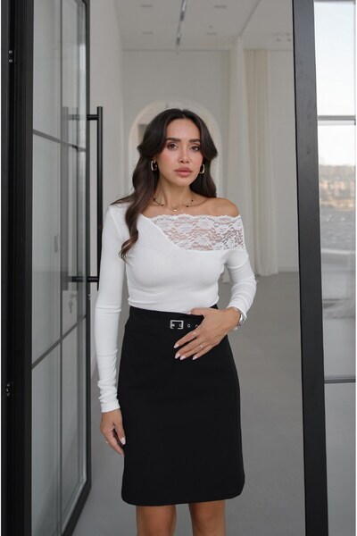 Ecru One-Shoulder Lace Collar Blouse
