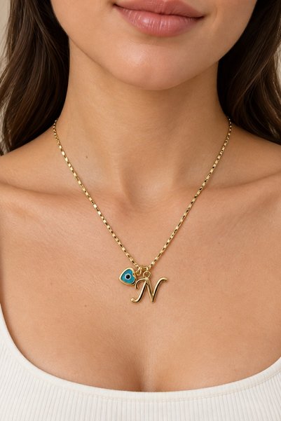 Vintage Necklace with the Letter N and a Charm, Featuring a Delicate Chain.