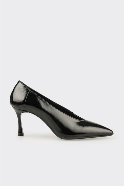 Black Leather Women's Classic Shoes