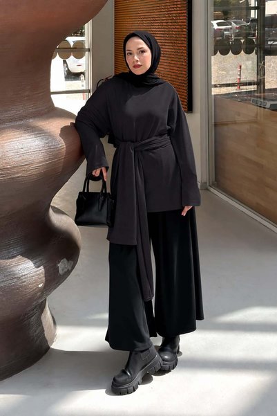 Black Tunic with a Tie-Detail
