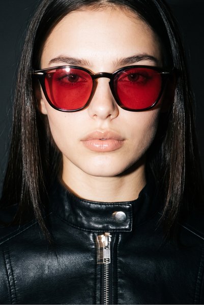 Alexis Black Red Circadian Sun Visor