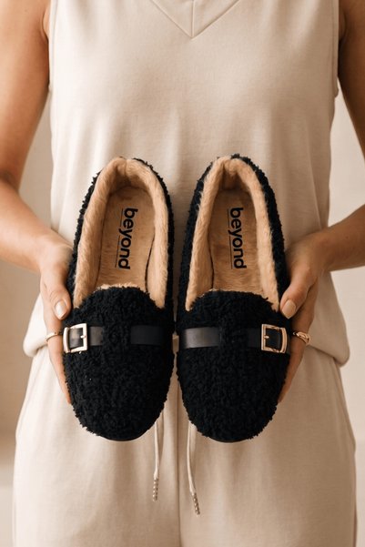 Women's Black Band Stylish Buckle Ballet Flats 1 cm Byndvt06