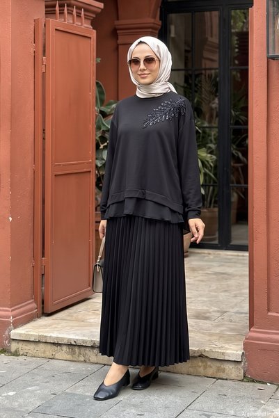 Set with Embroidered Front Detail and Chiffon Skirt 19283 Black