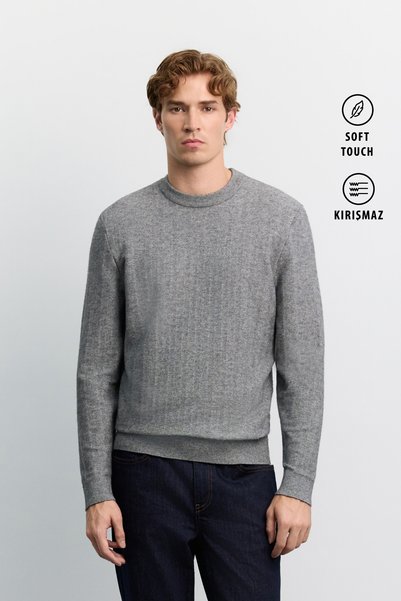 Men's Gray Crew Neck Jacquard Wrinkle-Resistant Viscose Blend Soft-Touch Regular-Fit Knit Sweater A62Y504