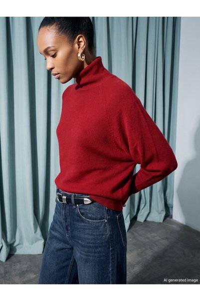 10902 Wool Blend Turtleneck Draped Sweater