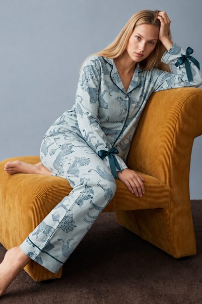 Green Tiger Patterned Ribbon Detailed Soft Tuşe Winter Buttoned Knitted Pajama Set 8083