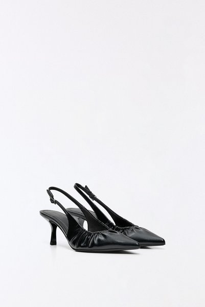 Gathered Short Pointed-Toe Heel Shoes