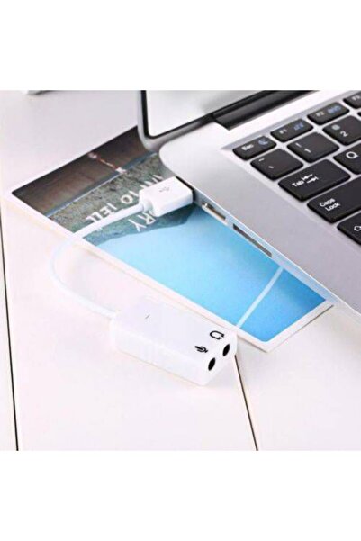 Работи беспрекорно на десктоп и лаптоп уреди. USB надворешна звучна картичка за слушалки и микрофон