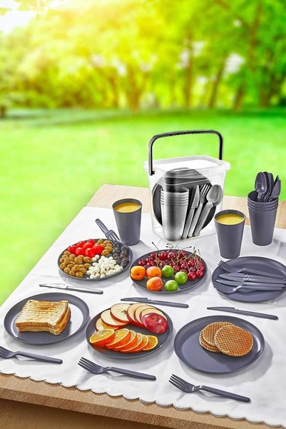 32 Piece Luxury Picnic Set for 6 People – Platinum