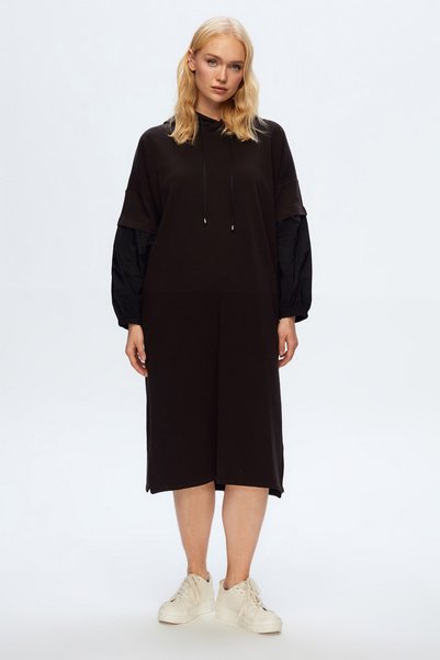 Slit Knitted Dress