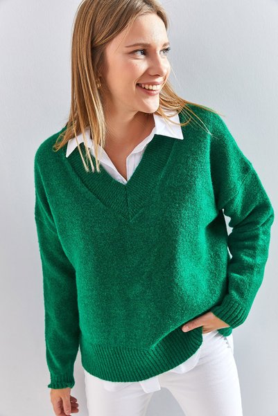 Women's Green V-Neck Knitwear Sweater 20223264