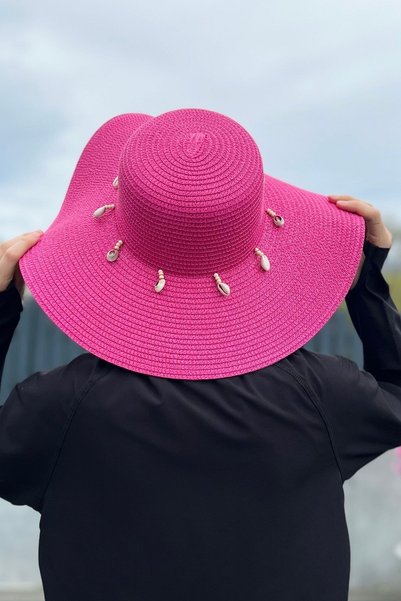 Straw Hat with Seashell Fuchsia Rş-53