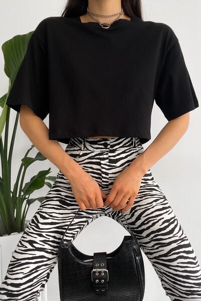Women's Black 100% Cotton Crop T-Shirt