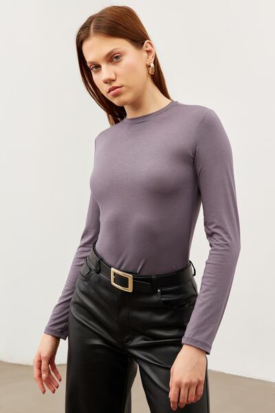 Women's Gray Crew Neck Body