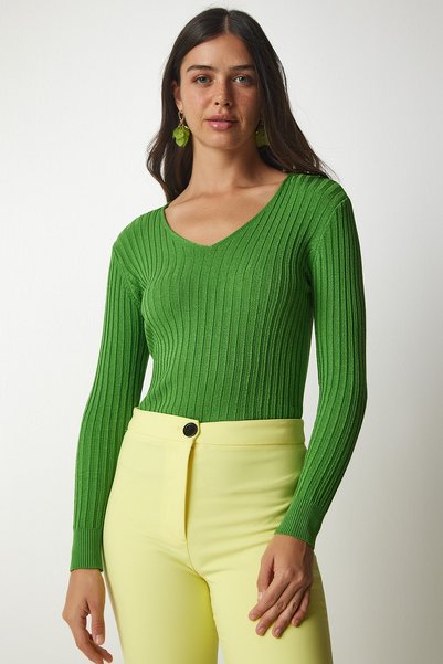 Women's Light Green V-Neck Ribbed Basic Blouse BV00096