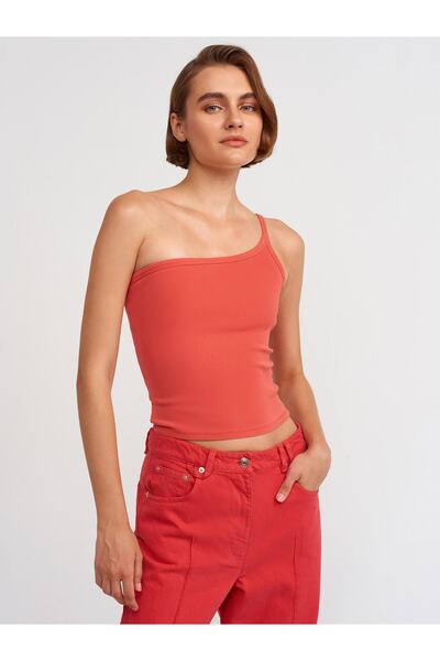 20673 Washed Asymmetric Top-Red