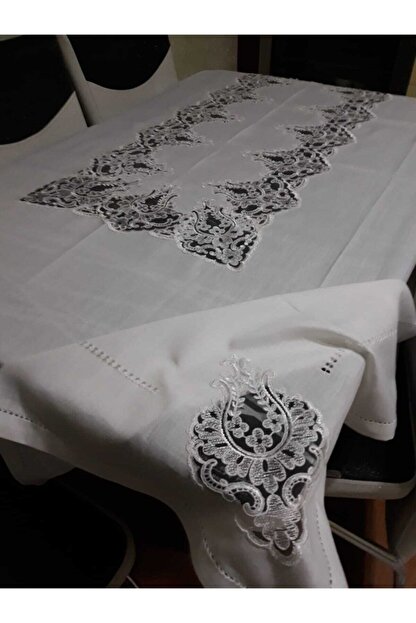Fransız Güpürlü Masa Örtüsü