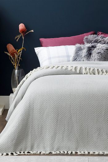 English Home Herringbone Pamuklu Cift Kisilik Yatak Ortusu 240x260 Cm Gri Trendyol