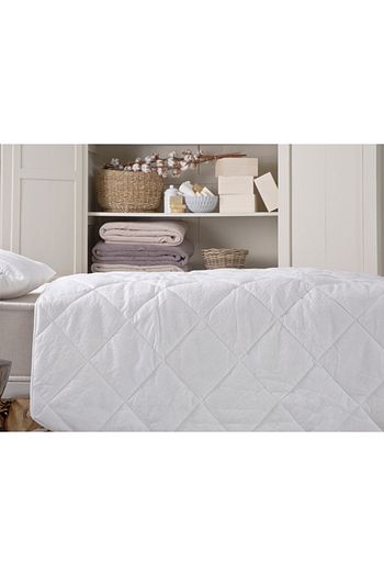 English Home Plus Microfiber Tek Kisilik Yastik Yorgan Takimi 155x215 Cm Beyaz Fiyati Yorumlari Trendyol