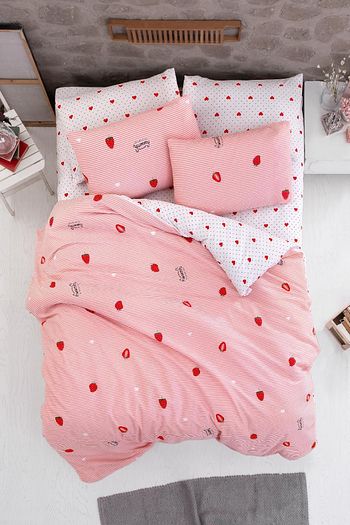 The Fabric Sweet Strawberry Tek Kisilik Nevresim Seti Fiyati Yorumlari Trendyol