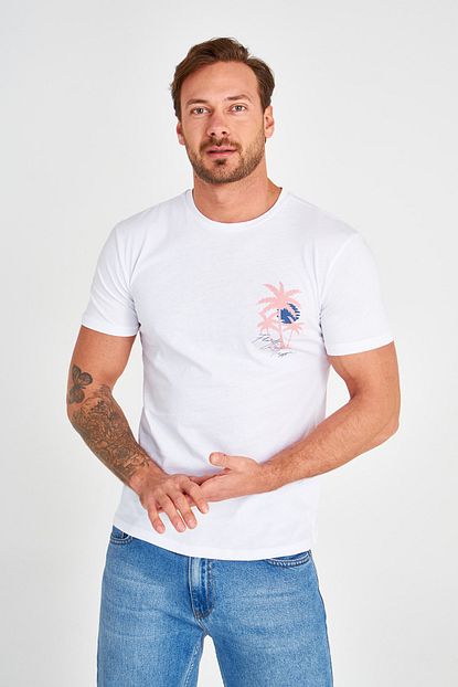 Trendyol Man Beyaz Erkek Baskili Slim Fit T Shirt Tmnss20ts0629 Trendyol