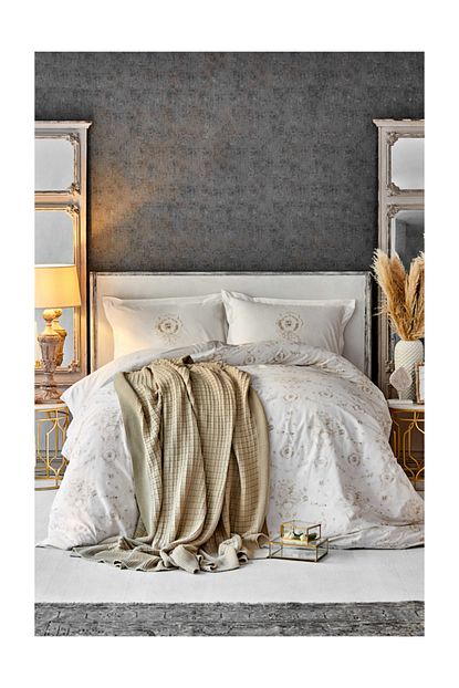 Karaca Home Quatre Deluxe Gold Nevresim Takimi Orgu Battaniye Seti Trendyol