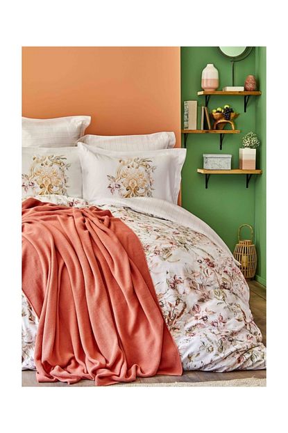 Karaca Home Elsira Blush Saten Nevresim Takimi Orgu Battaniye Seti Trendyol