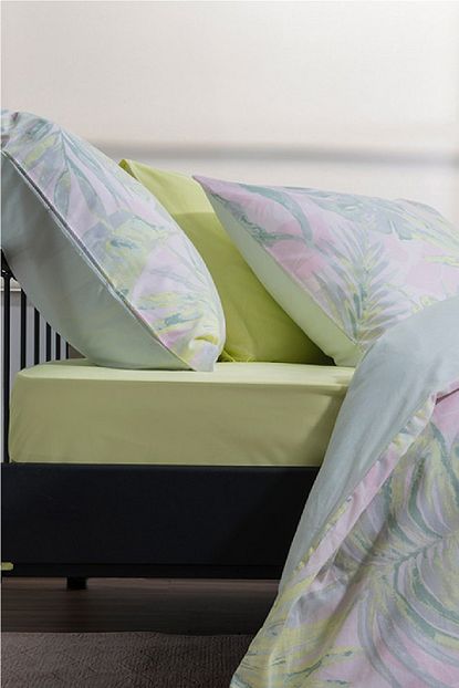 English Home Palm Trees Pamuklu Cift Kisilik Nevresim Seti 200x220 Cm Pembe Trendyol