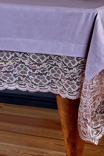 Karaca Home Juliet Gul Kurusu Dantelleri Masa Ortusu 160x240 Trendyol