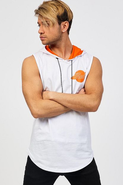 Karpefingo Erkek Kolsuz Kapsonlu Baskili Beyaz T Shirt Trendyol
