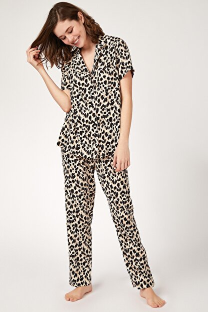 Happiness Ist Kadin Bej Leopar Desenli Viskon Pijama Takimi Dd00608 Fiyati Yorumlari Trendyol