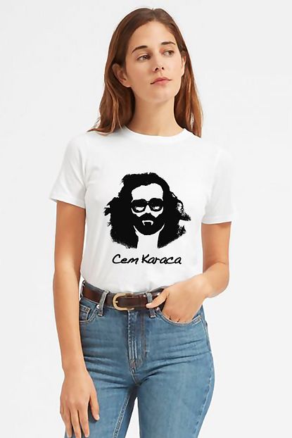 Collage Cem Karaca Baskili Beyaz Kadin Tshirt Trendyol