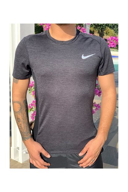 Nike Erkek Tisort Trendyol