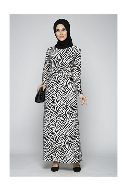 detayli desenli tesettur elbise zebra
