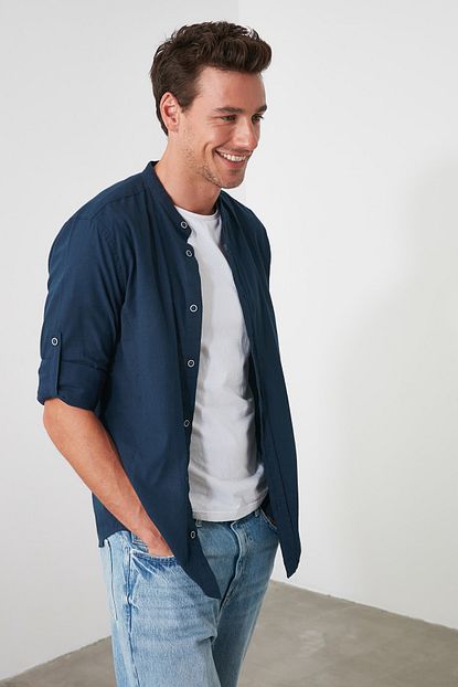 Trendyol Man Lacivert Erkek Hakim Yaka Kuplu Apoletli Slim Fit Gomlek Tmnss20go0573 Trendyol