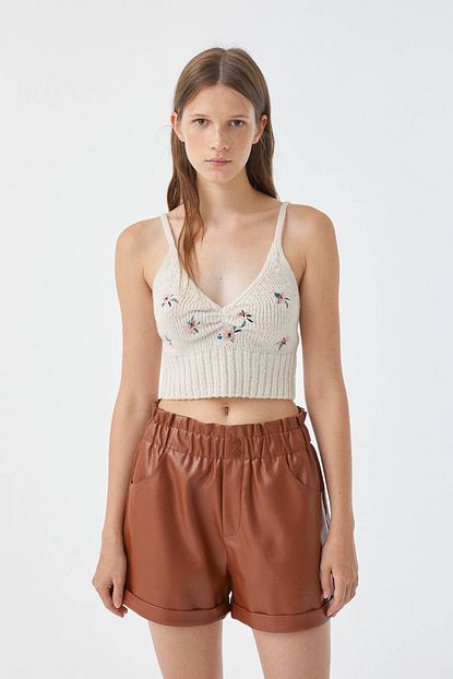 Pull Bear Kadin Ekru Cicek Islemeli Triko Top 09553341 Trendyol