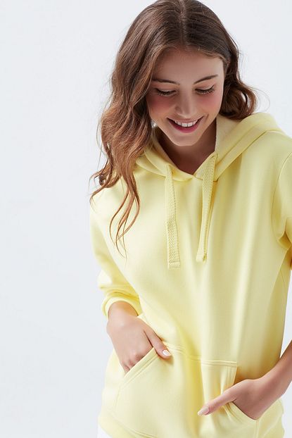 Mavi Kadin Kapusonlu Sari Sweatshirt 167299 32438 Trendyol