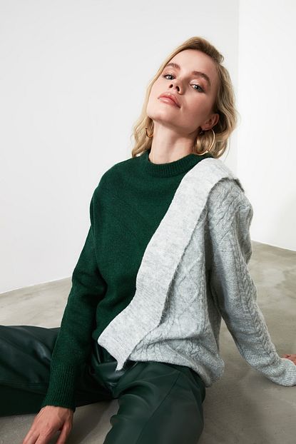 Trendyolmilla Yesil Volanli Renk Bloklu Triko Kazak Twoaw21kz0312 Trendyol