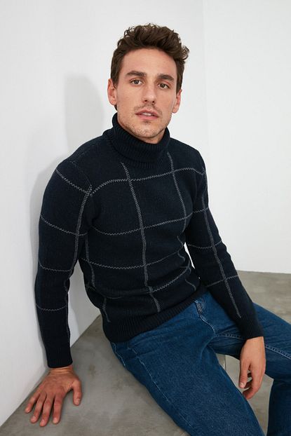Trendyol Man Lacivert Erkek Kareli Balikci Yaka Slim Fit Triko Kazak Tmnaw21kz0398 Trendyol