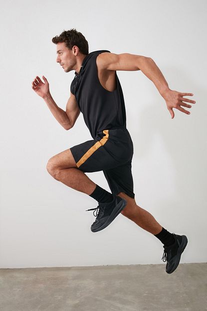 Trendyol Man Siyah Erkek Spor Sort Bermuda Tmnaw21sr0028 Trendyol