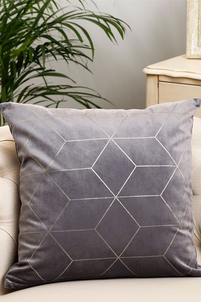 English Home Artdeco Kadife Kirlent Kilifi 45x45 Cm Gri Trendyol