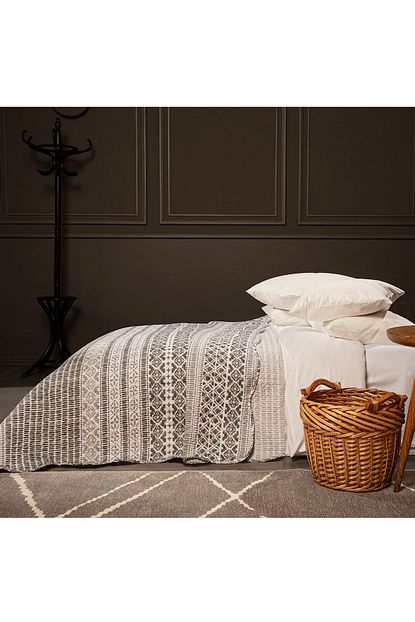 English Home Ethnic Diamond Cift Kisilik Cok Amacli Yatak Ortusu 200x220 Cm Gri Trendyol