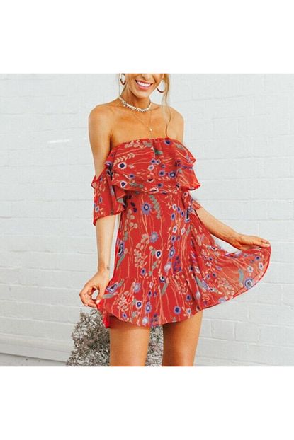 Fashion Cocktail Kadin Kirmizi Cicekli Sort Tulum Trendyol