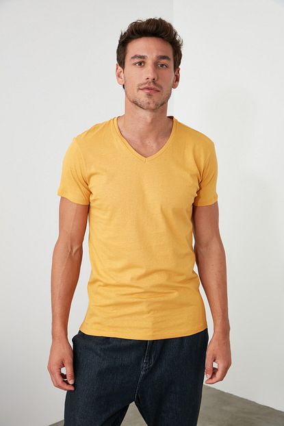 Trendyol Man Hardal Erkek Basic Slim Fit T Shirt Pamuklu V Yaka Tmnss19bo0002 Trendyol