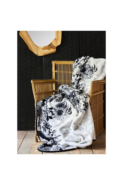 Karaca Home Siyah Cift Kisilik Softy Ispanyol Battaniye Trendyol