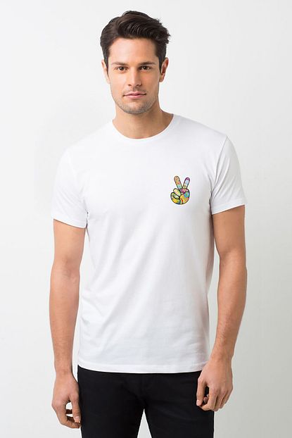 Collage 1960 Larda Baris Sembolleri Hippi Cicek Gucu Baskili Beyaz Erkek Orme Tshirt T Shirt Tisort T Shirt Trendyol