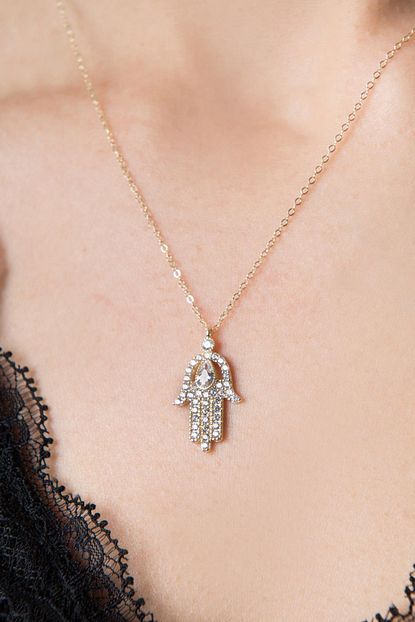 Elika Gold Kadin Tasli Fatma Ana Eli Model 14 Ayar Altin Kolye Trendyol