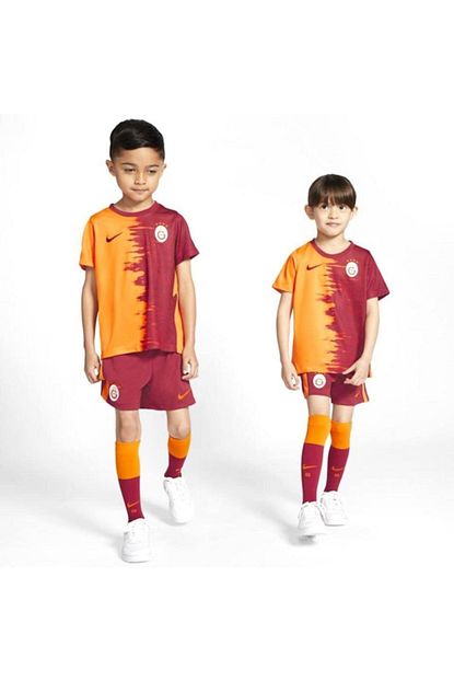 Nike Cd4591 836 Galatasaray 2020 21 Cocuk Parcali Ic Saha Forma Set 12 13 Yas Kirmizi Trendyol
