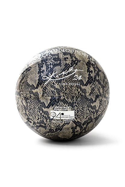 Spalding Basket Topu 2020 Silver Kobe Bryant Snake 24k Sz7 76636z Trendyol
